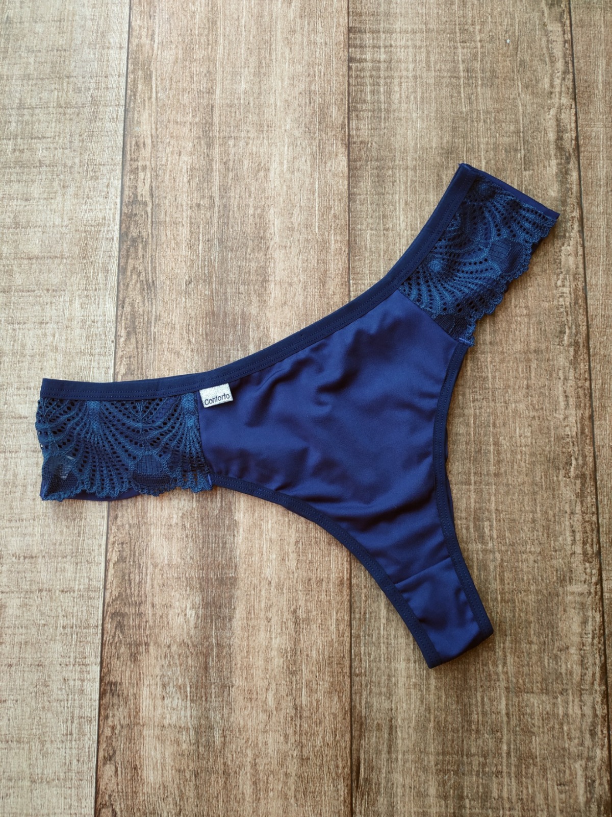 Calcinha Fio Duplo Plus – Dany — Calcinhas Femininas, Calcinhas Plus Size — SKU 485029. Cor: Lilás, Romance, Marinho, Rubro. Tamanho: 48, 50, 52