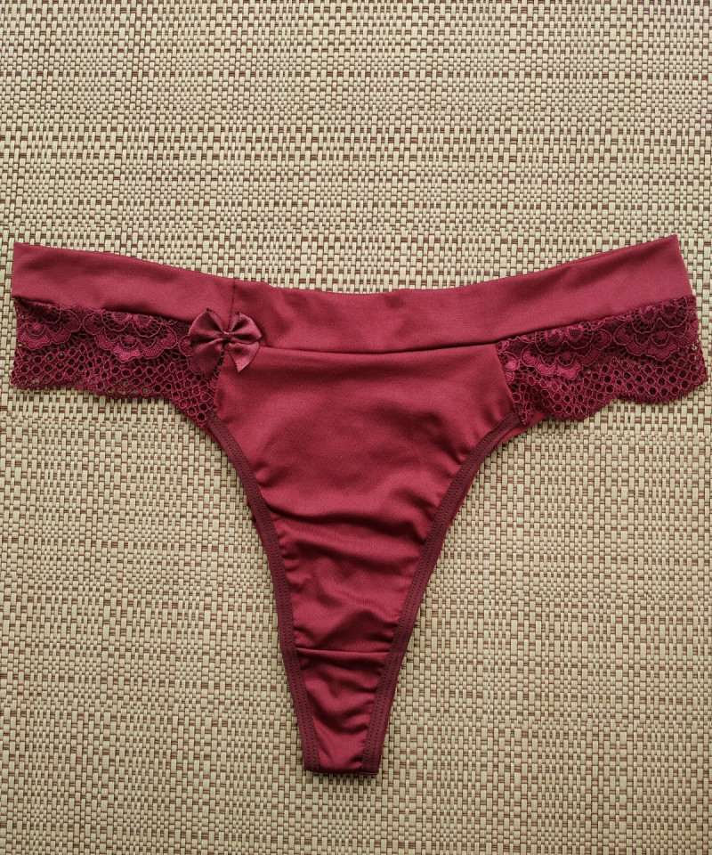 Calcinha Fio Duplo Plus Size – Vania — Calcinhas Femininas, Calcinhas Plus Size — SKU 486682. Cor: Romance, Marinho, Rubro, Preto. Tamanho: 48, 50, 52