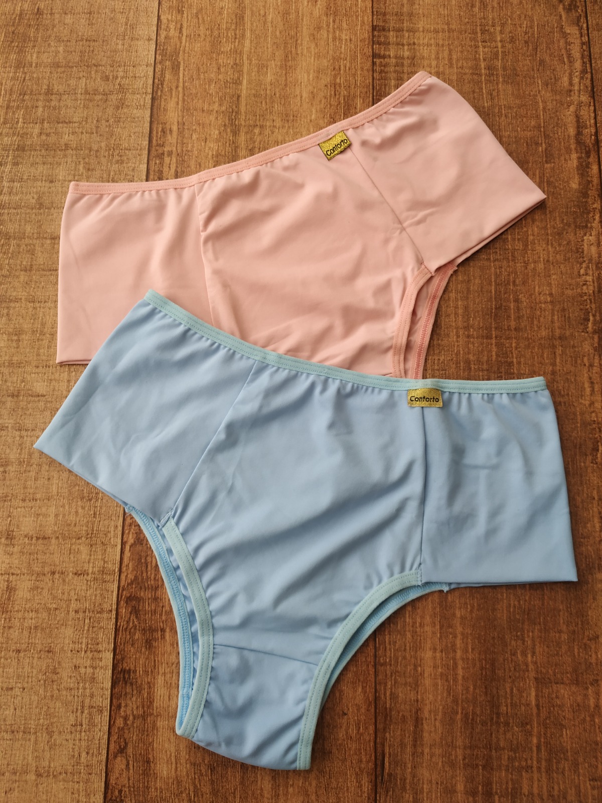 Calcinha Microfibra – Cláudia — Calcinhas Femininas, Leve Tudo com Desconto — SKU 487679. Cor: Aço, Frozen, Lilás, Romance. Tamanho: M, G, GG
